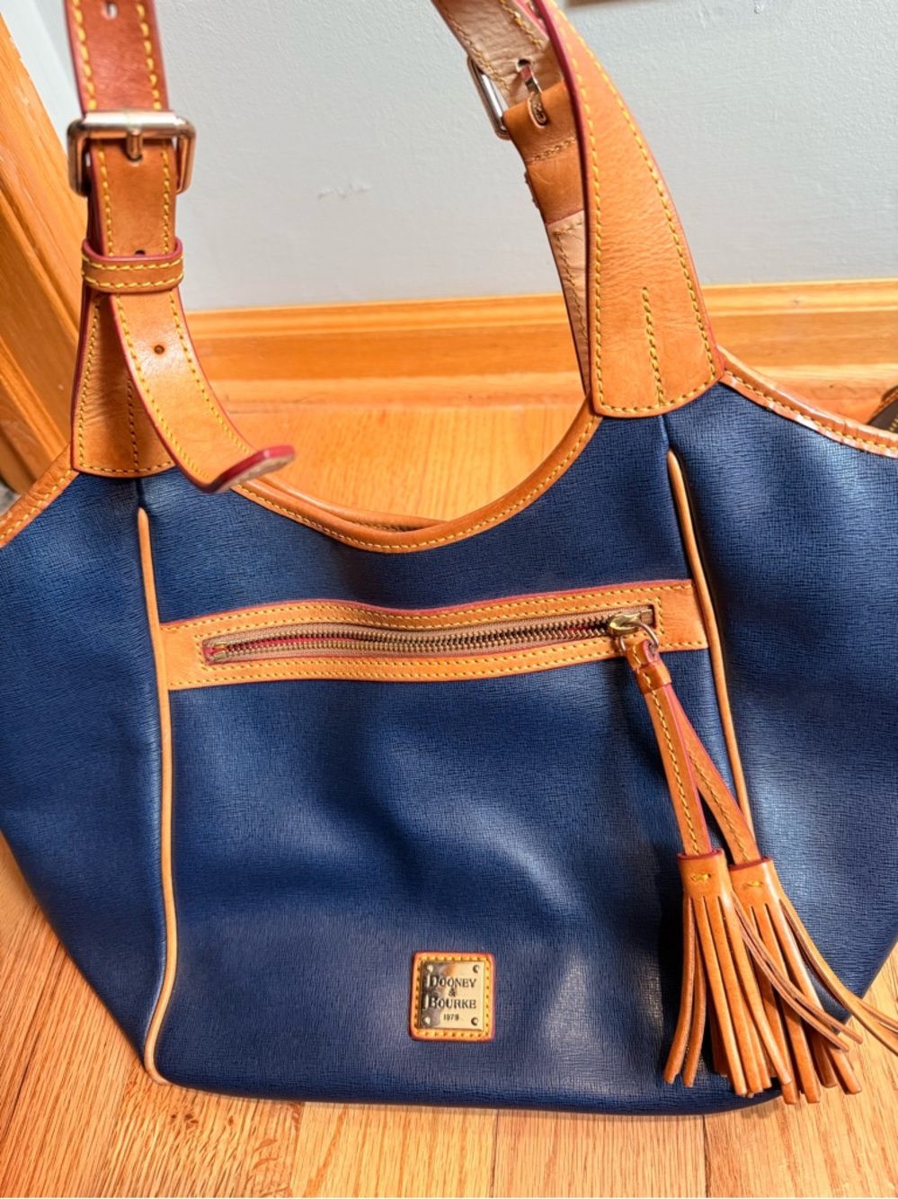 Vintage Dooney & Bourke Navy and Tan Leather-Trim Shoulder Bag